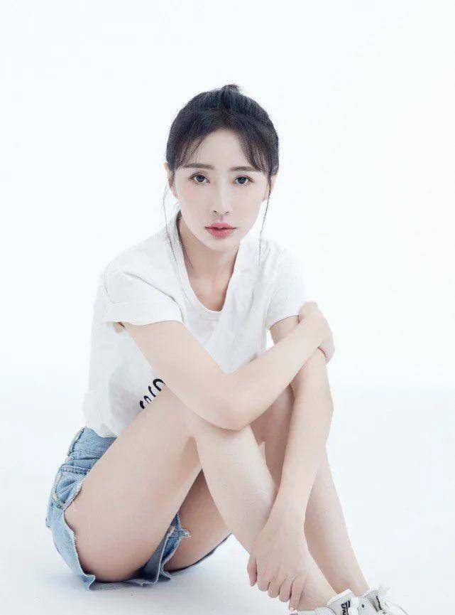 李羲儿车祸深缝54针会毁容?曾经雪肤美貌太惊艳_云南省_狄仁杰_车辆