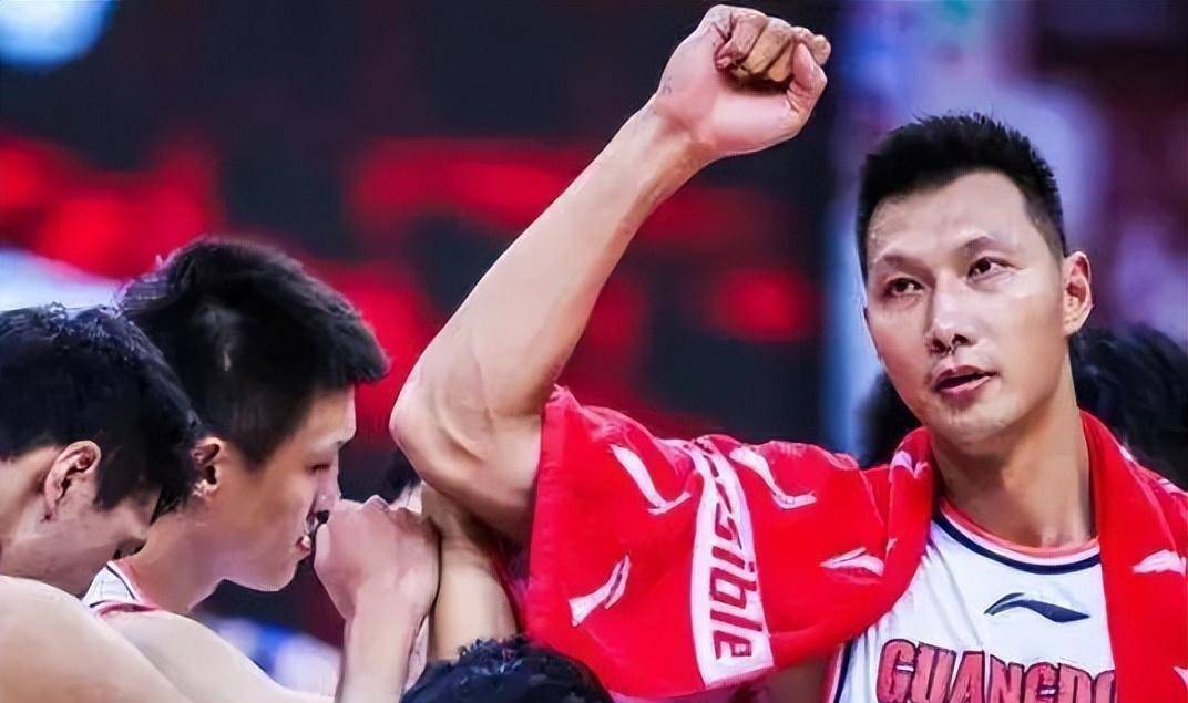 易建联想也没想就决定了_广东_合同_工资