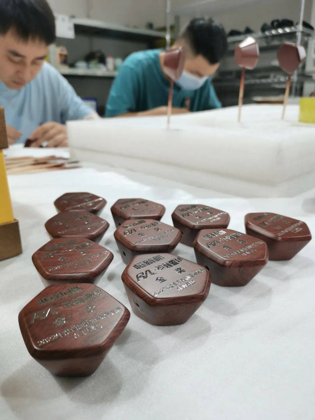 RA车展首日火爆,100款商务车改装力作锋芒毕露_搜狐汽车_搜狐网