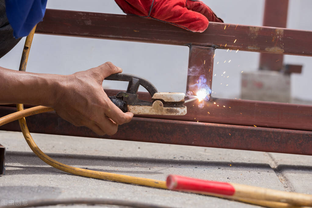 【焊工/电焊/氩弧/二保/铆工/钳工】想要找活的工友们可以登录鱼泡网