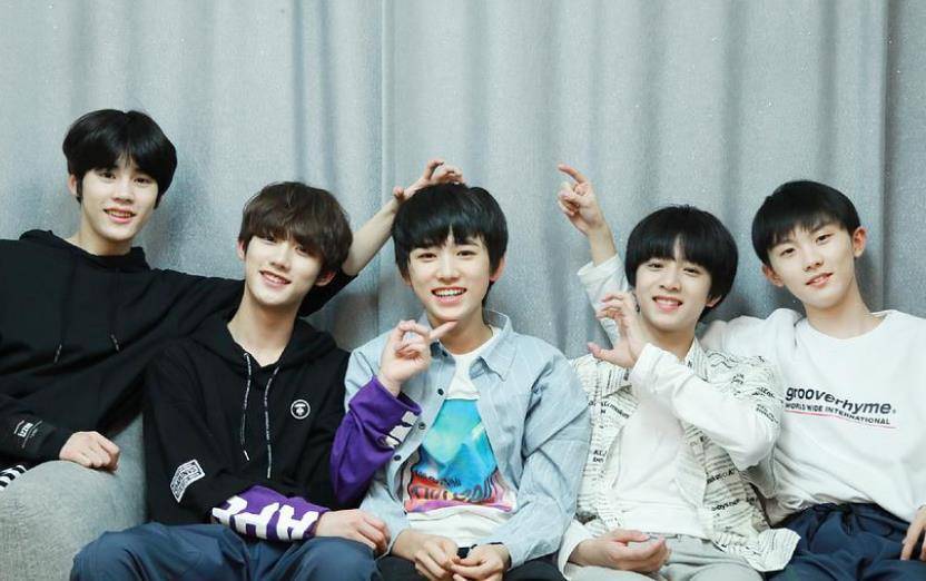 小严和贺儿撇开炒cp这层关系,确实是很好的朋友,小严是有事业心和野心