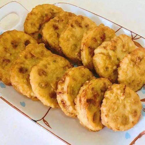 炸耦合,端上餐桌非常受欢迎,小孩子拿起来吃,吃得不亦乐乎.