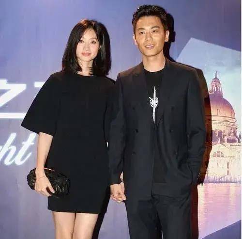 沈佳妮素颜皱纹这么多?