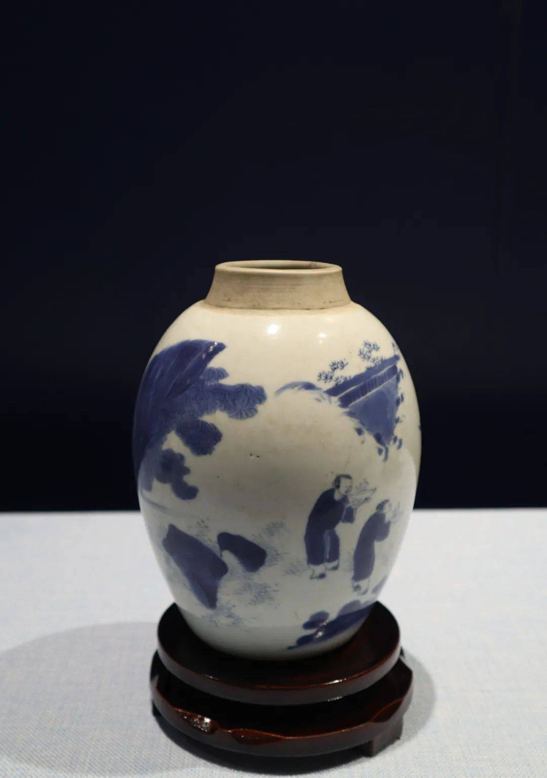 瓷器收藏:明代崇祯青花瓷赏析_时期_清代_人物