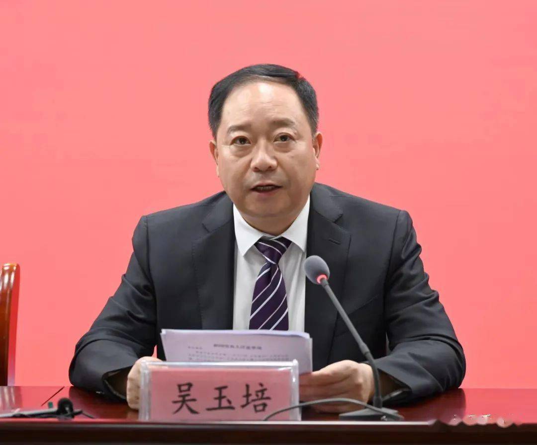 吴玉培介绍,党的十八大以来,漯河经开区发展突飞猛进.