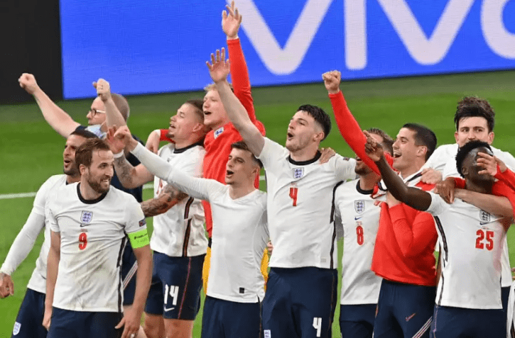 2022卡塔尔世界杯,英格兰队能否复制女足成功勇夺欧洲杯冠军_加雷斯