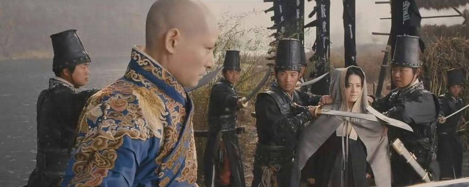同年,徐克邀请杜奕衡在电影《龙门飞甲》中饰演西厂三档头继学勇,不得