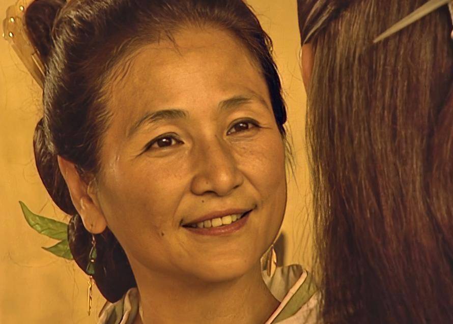 这两位在年轻时那也是一大美人呢,今年《燕云台》开播的时候,大家都在