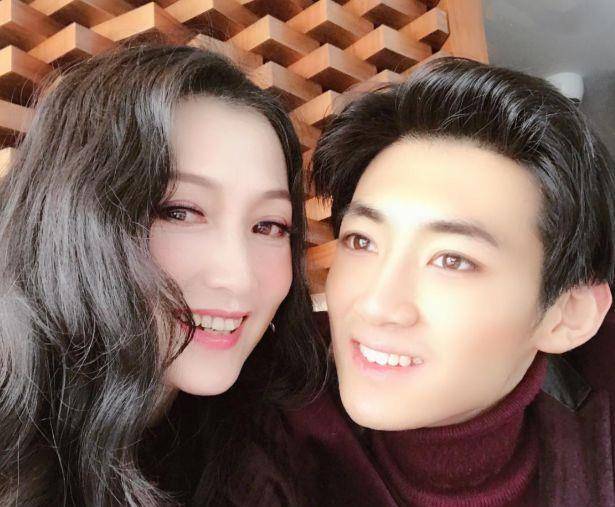 因太美险被"毁容",丈夫用623封情书追求_林芳兵_杨贵妃_李凌