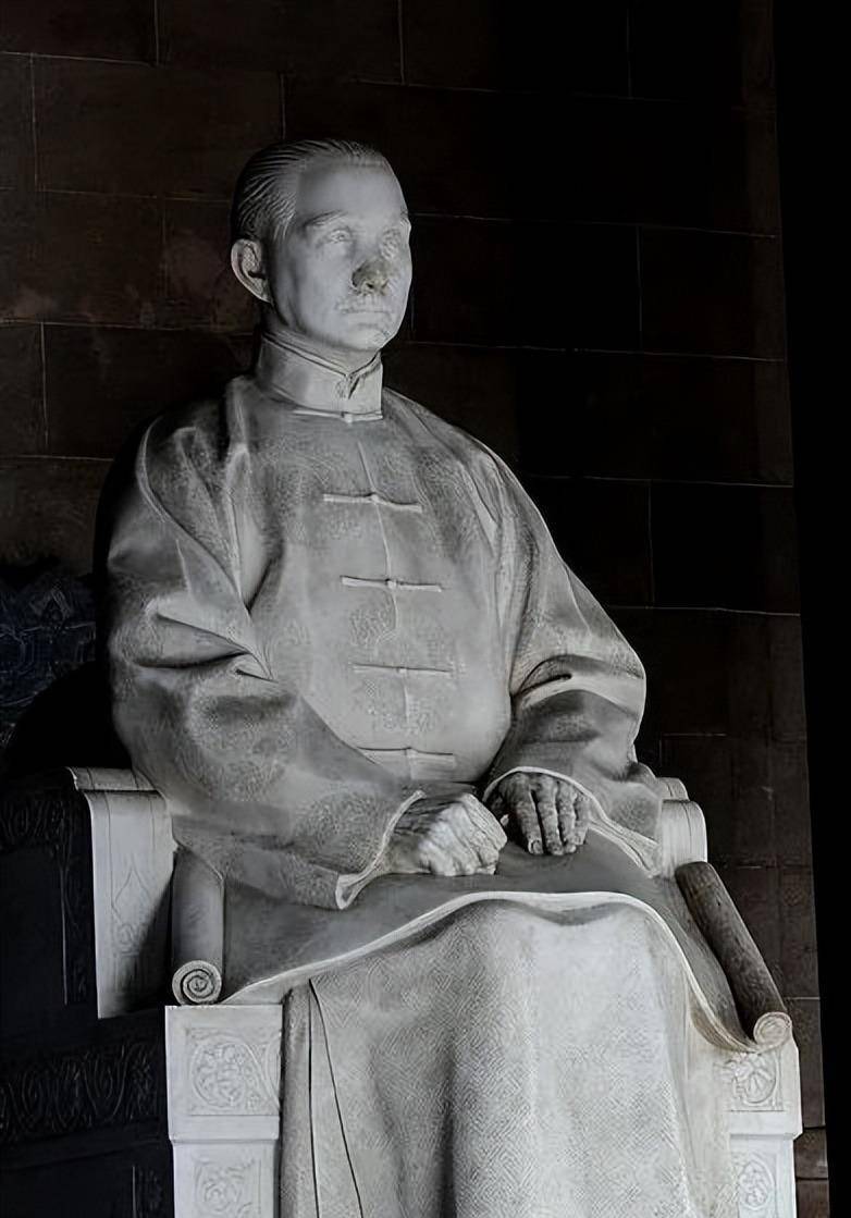 三个故宫分宫,这个最有故事_孙中山_下关_铜像