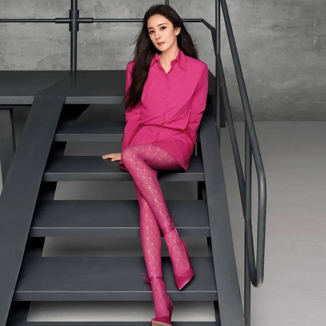 本周动态 | burberry新晋代言人全智贤,fendi baguette25周年纽约大秀