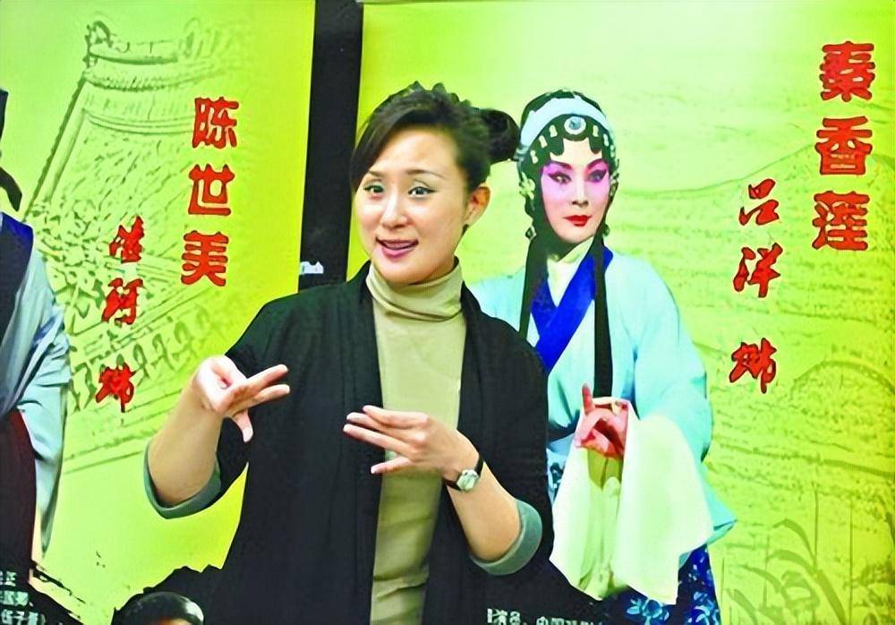 10岁时,吕洋被天津戏剧学校录取.