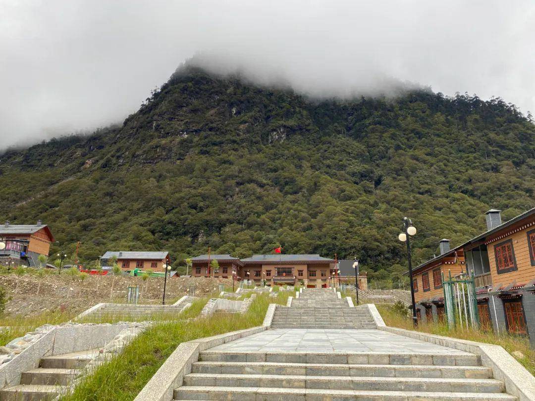 玉麦乡:紧贴中印实控线,3个藏族村民守住的国土,如今美成公园_中国