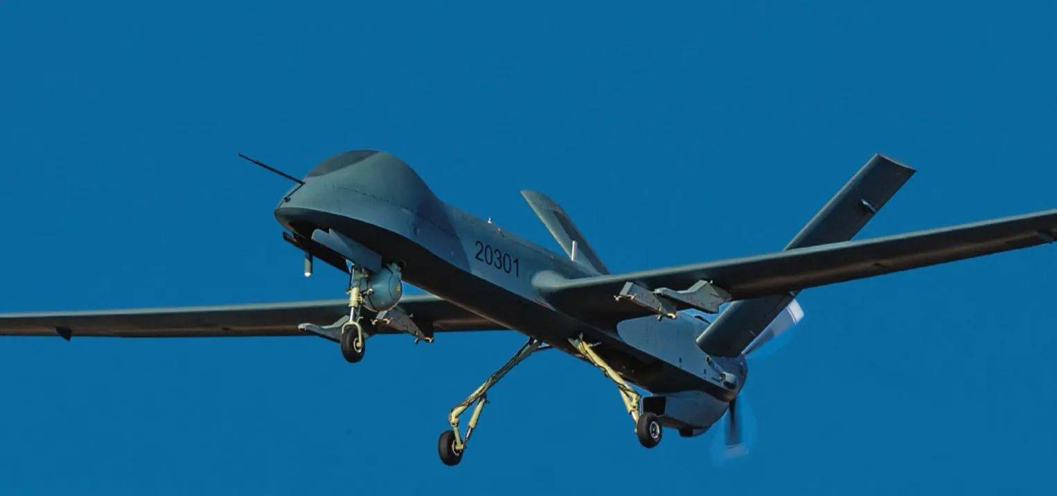 中国高空高速无人机获10亿大单,能挂反辐射导弹,多项性能超美军_猎鹰