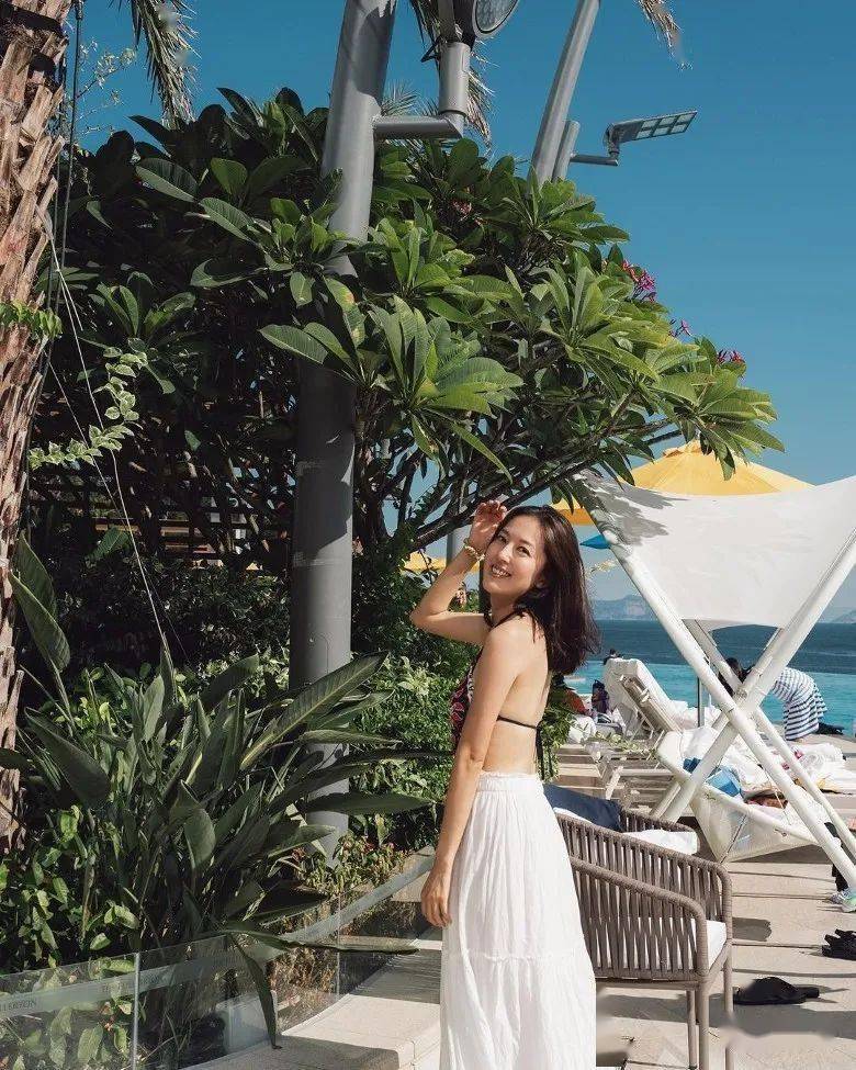 唐诗咏肚兜泳衣骚玉背:现在学习放下包袱_巢无_仲会_舞台剧