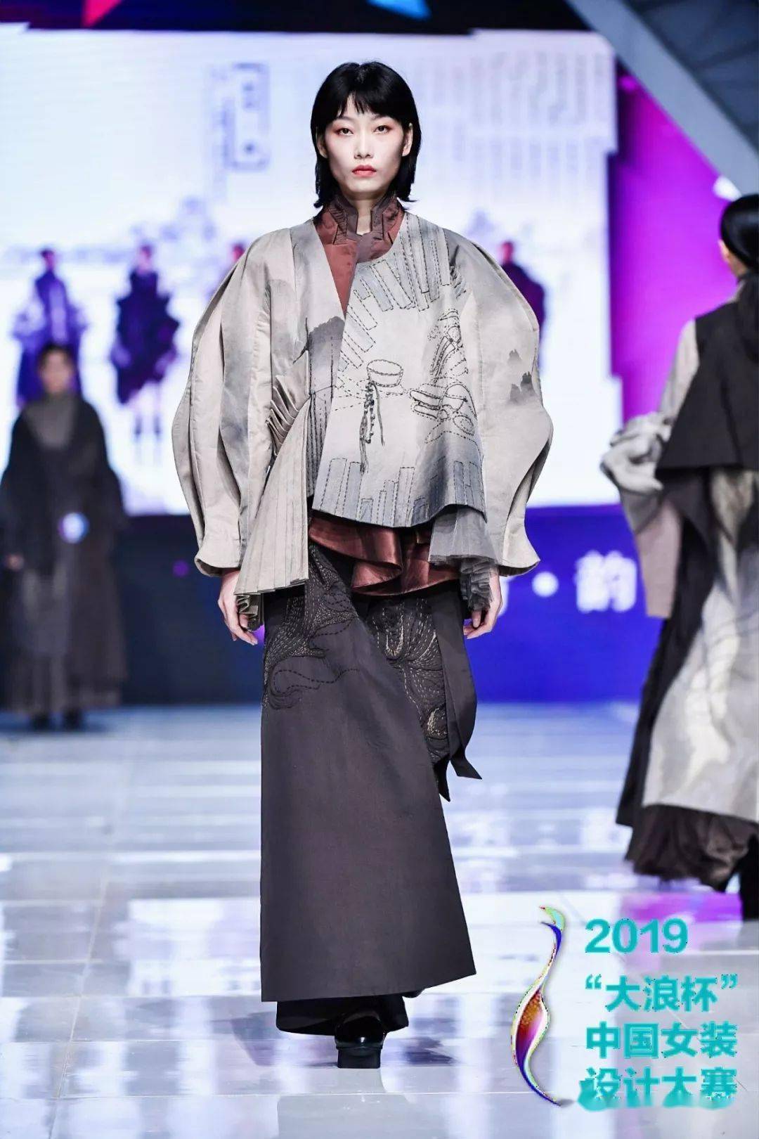 趋势 | 东方禅意美学服饰!(蕴含在服装里的东方哲学)_作品_设计_禅宗