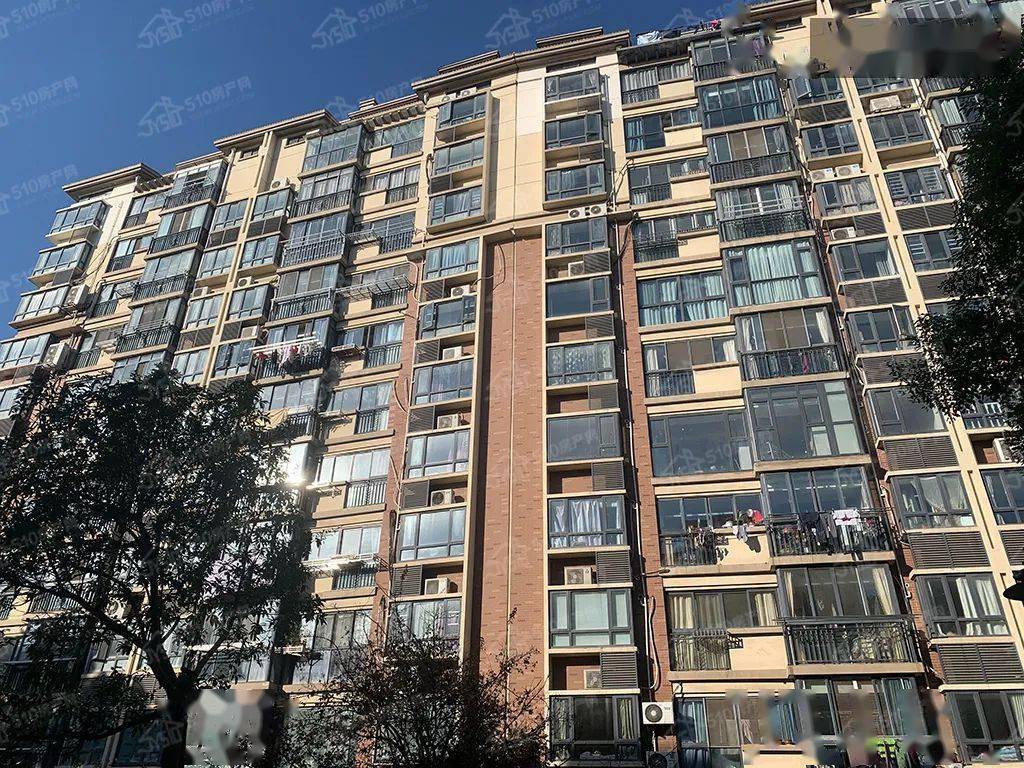 香樟花园,新古典主义建筑风格的城东商品房小区,周边交通,配套均不错