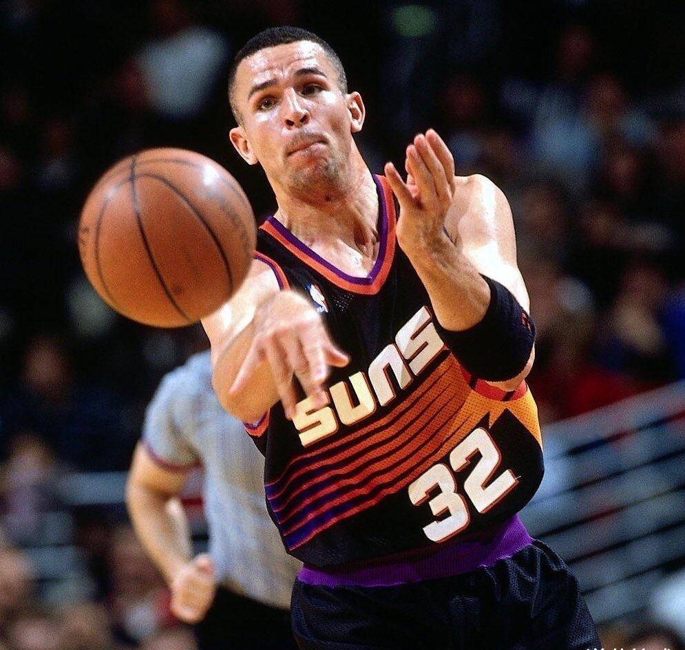 nba十大32号球星:奥尼尔仅排第二!