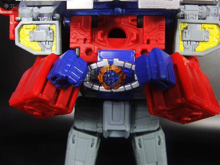 78民间测评:变形金刚官方 传世系列l级g2宇宙 镭射擎天柱_玩具_包装盒