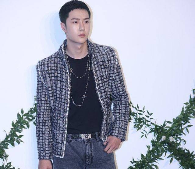 王一博造型翻车!被嘲发福严重状态欠佳,男明星也陷入身材焦虑?