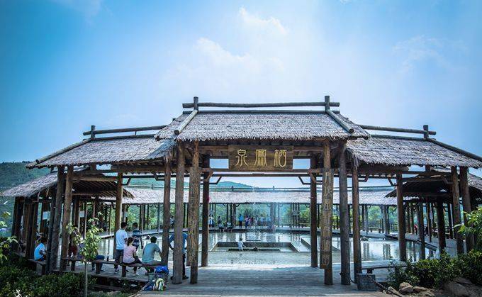 河南林州有一处风景区，被誉为“豫北明珠”，是夏季游玩的好地方