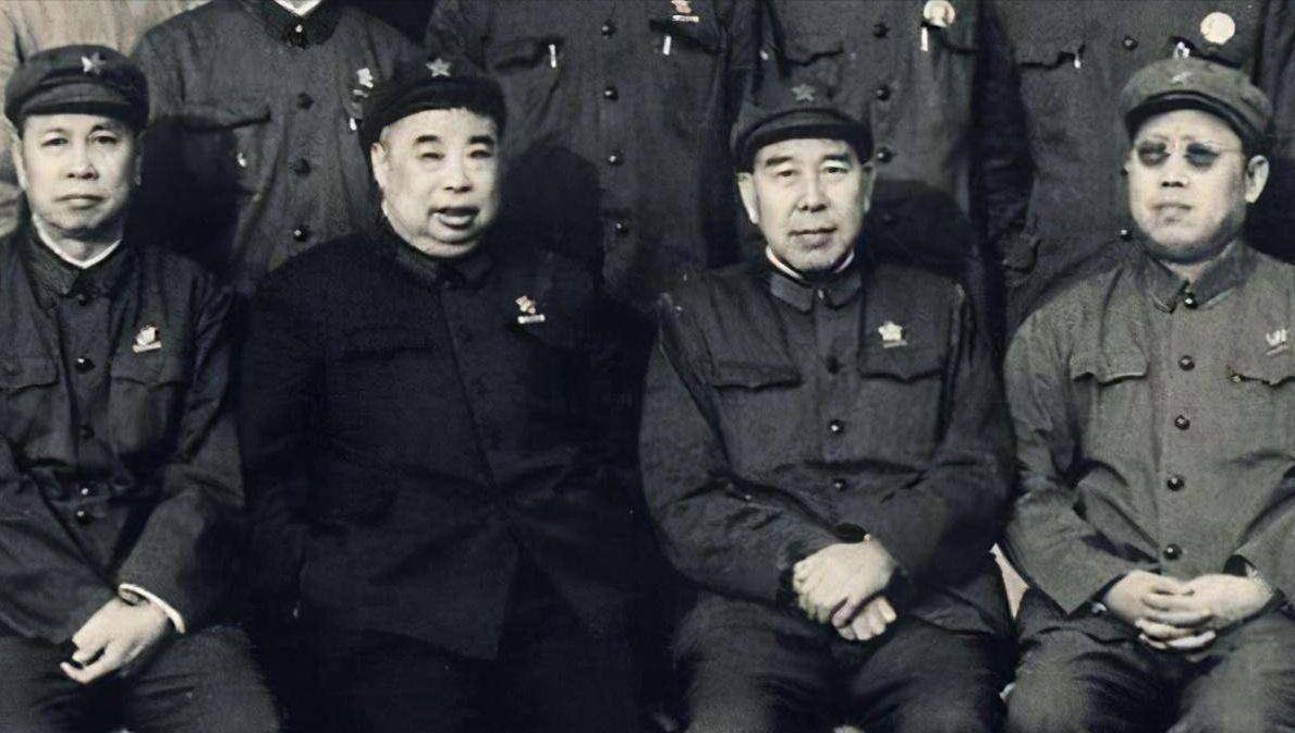 由于时代背景以及案件的复杂程度,黄吴李邱被关押审查的时间较长,近十