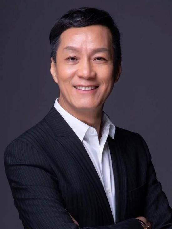 冯远征任北京人艺第五任院长 成首位演员出身院长