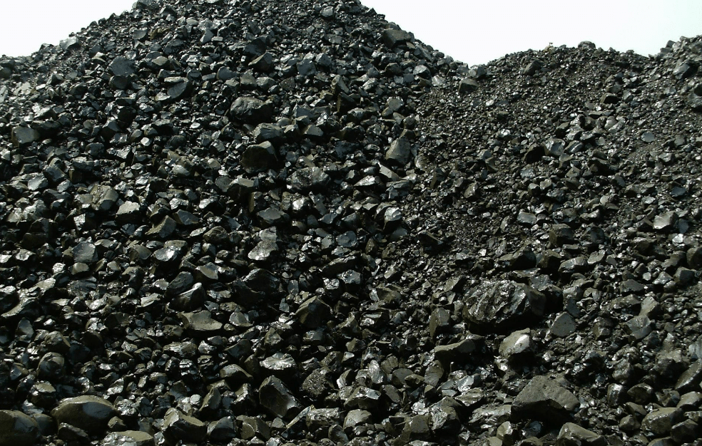 全球最大沥青湖:天然沥青储量超1000万吨,开采200年也不会见底_石油