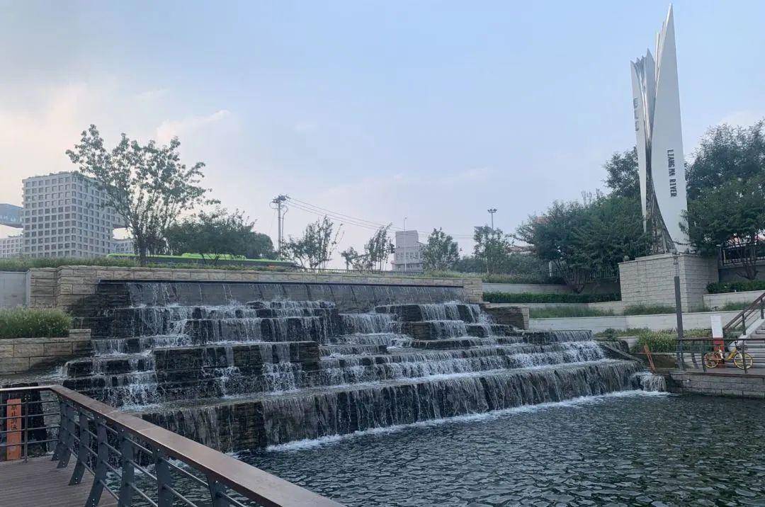 北京亮马河滨水景观廊道 |"火"出无限可能,勾勒城市人文风景线_空间
