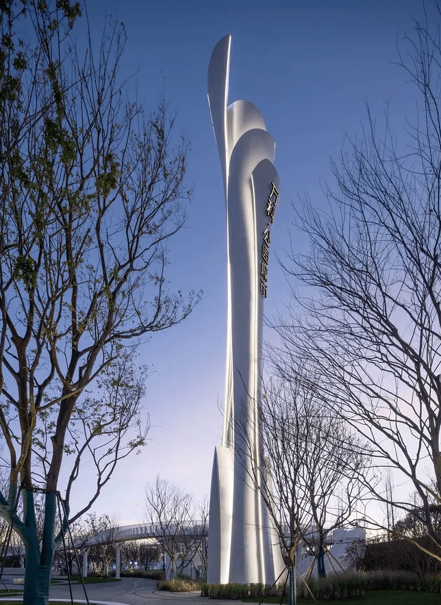 标识牌厂家:不锈钢精神堡垒的维护保养