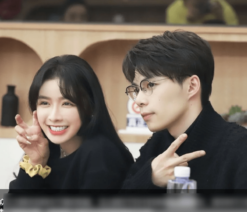 蔡卓宜拒绝陈越后,被拍街边与男友亲吻,是《怦然再心动》里的他_感情