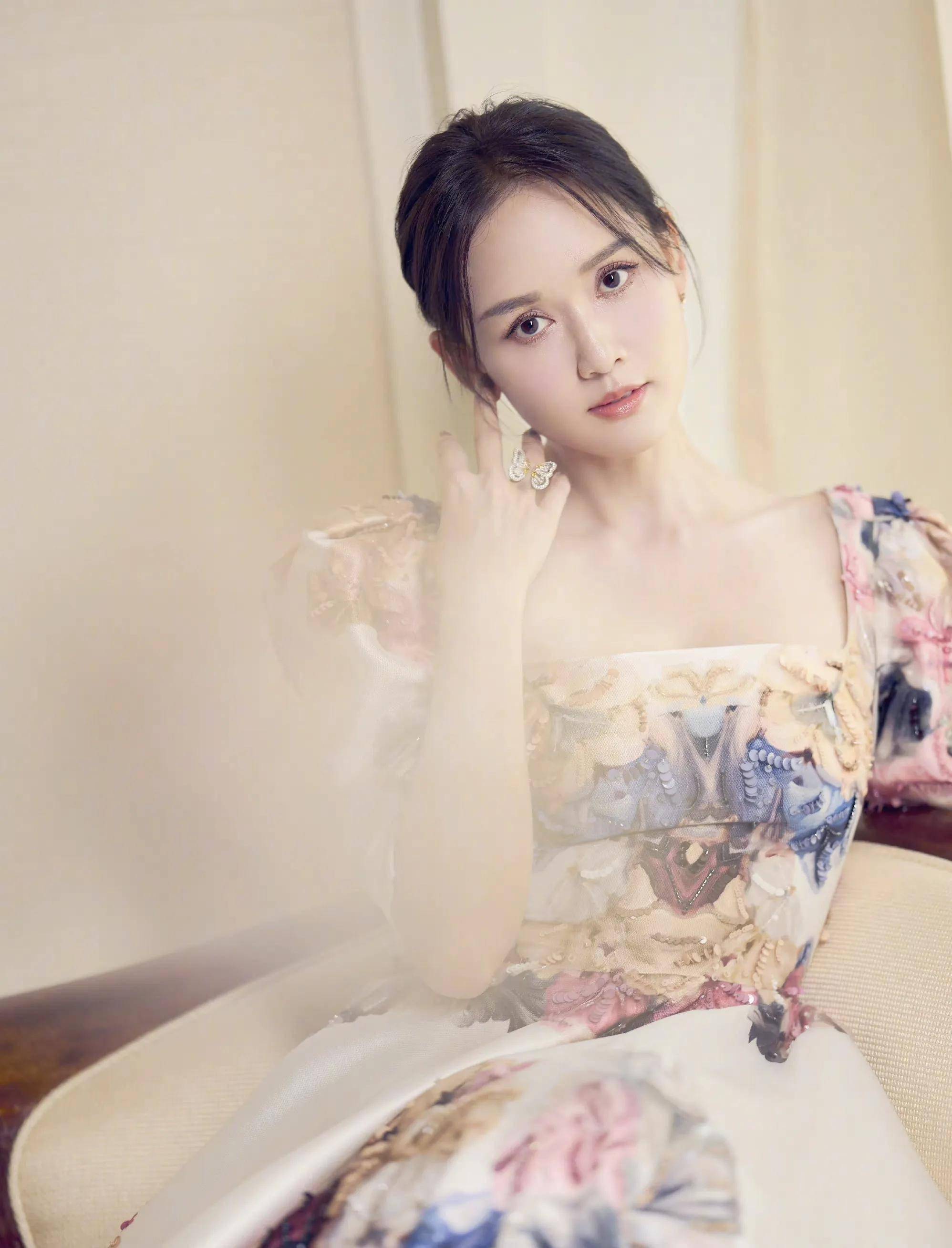 女明星陈乔恩写真合集:仪态万方,风韵犹存_陈乔恩_写真_女明星