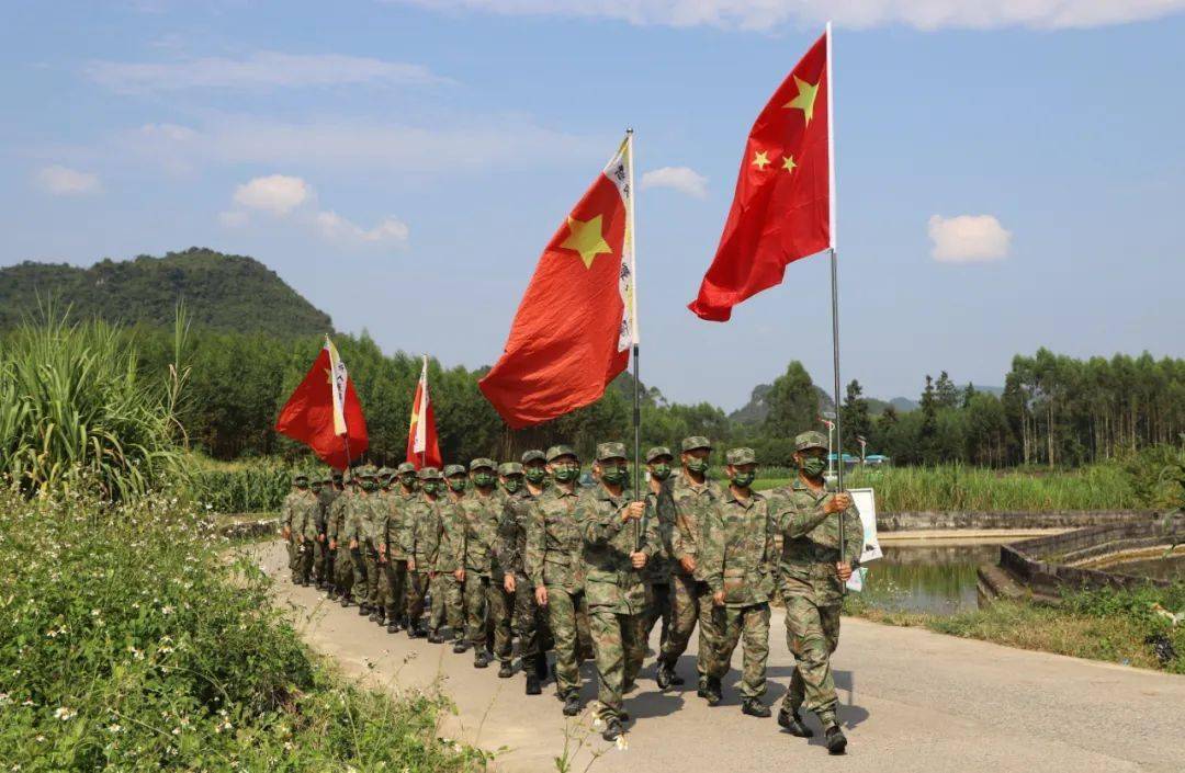 革命老区育新兵 红色壮乡送儿郎