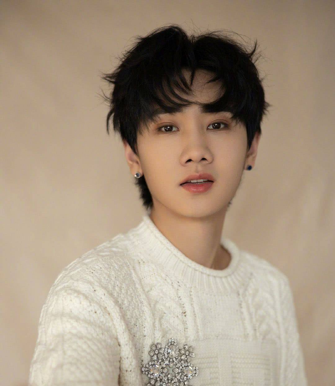 李莎旻子隔壁老樊参加《女儿们的恋爱》,汪苏泷靳梦佳的关系曝光_节目