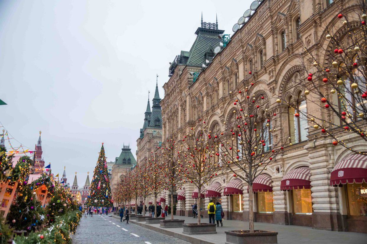 俄罗斯超出名的广场，位于莫斯科市中心，曾是阅兵的好地方
