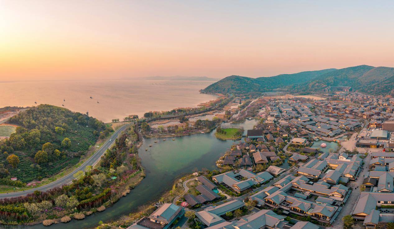 拈花湾文旅吴国平:造一片美景 富一方百姓_旅游_发展_项目