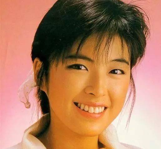 罗美薇,被张学友独宠三十年,这样的爱情让人羡慕_电影_动作_开心少女