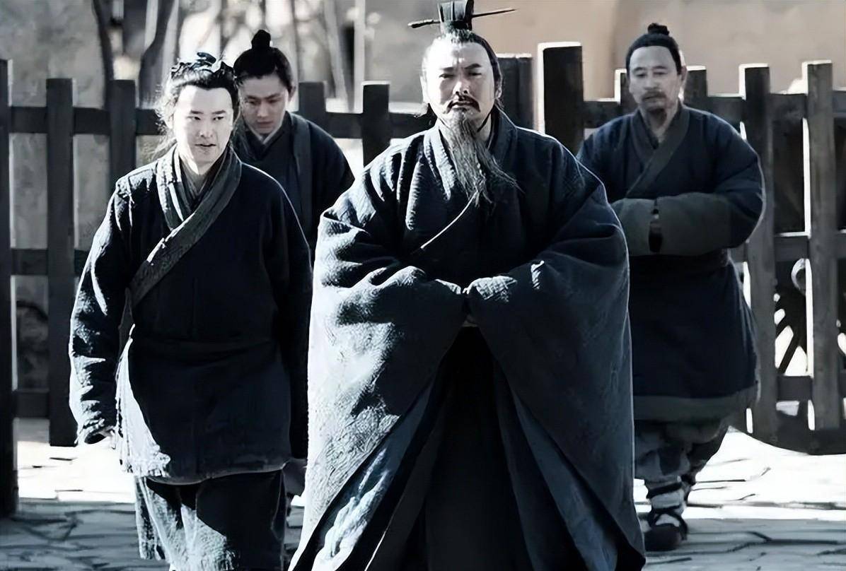 孔子单独会见南子,引起弟子不满,孔子指天为誓说了十个字_卫国_卫灵公