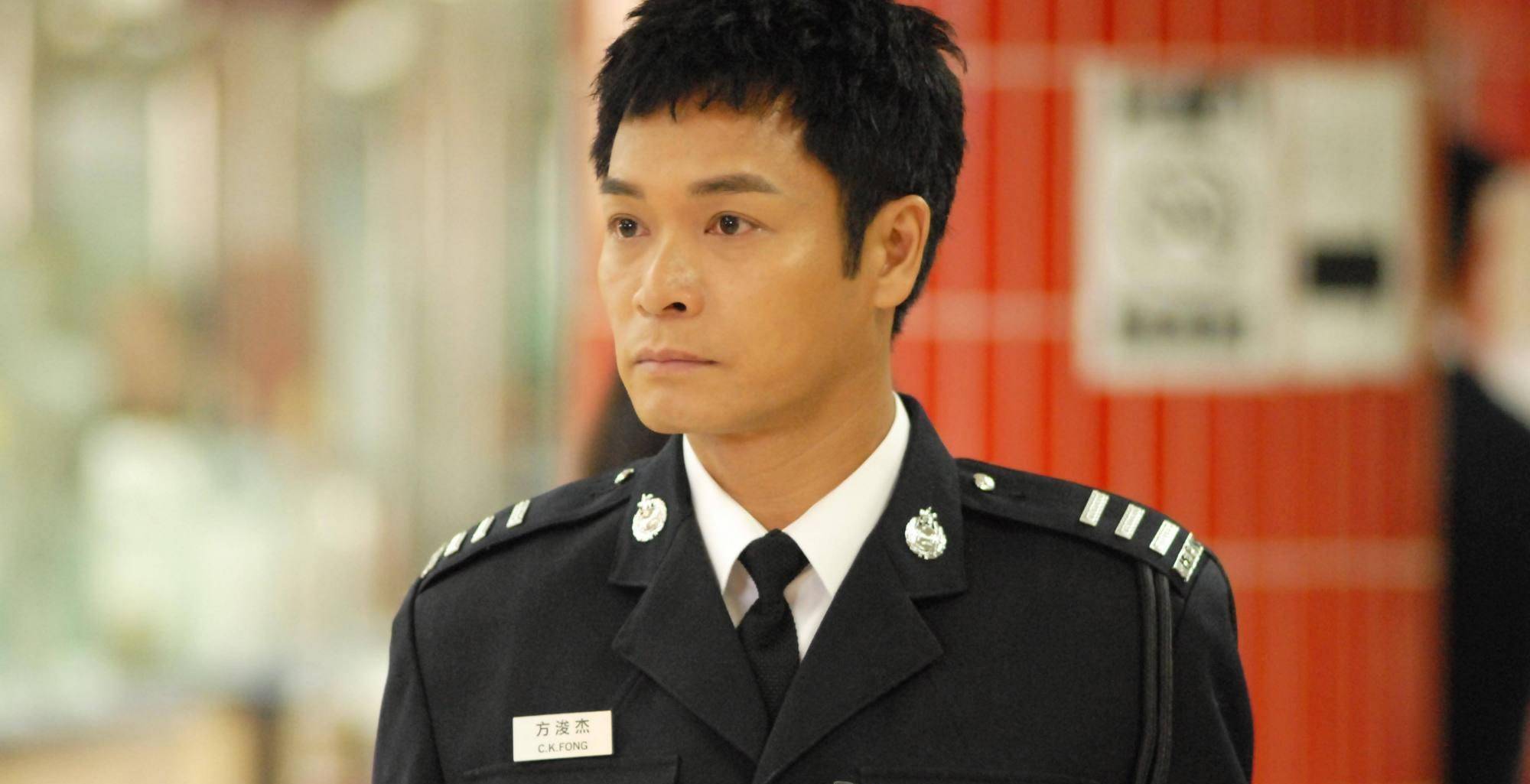 "傻瓜"成影帝,娶了"国民女神"当老婆,成人生赢家_郭晋安_电视剧_傻子