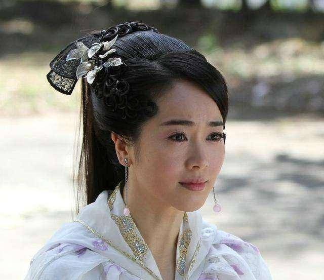 名妓苏小小,19年的人生中,有多少男人想占有她?_阮郁_鲍仁_良家女子