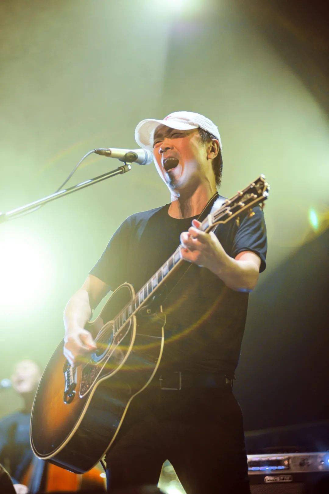 【明日11:18重磅开票】飞狗2022崔健保利院线巡演宁波站,等你来撒野!