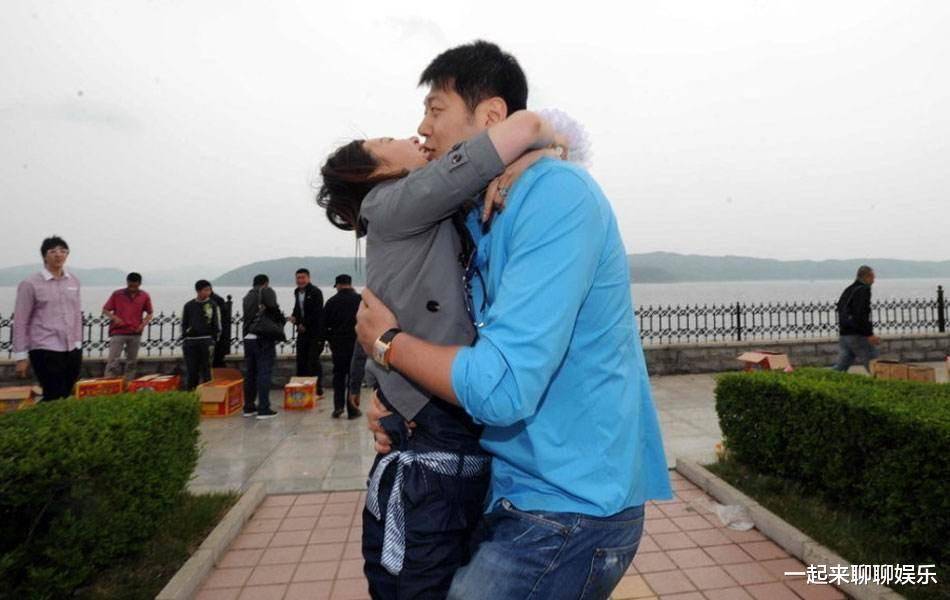 周雅菲:嫁二婚莫科,不介意丈夫心中有前妻,支持他照顾前岳父母_王凡