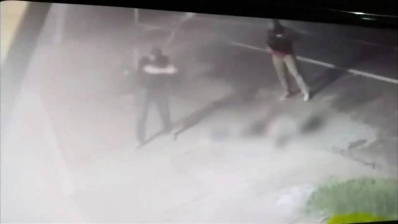 美国16岁少年遭警察枪击身亡视频曝光！家属称是过度杀戮