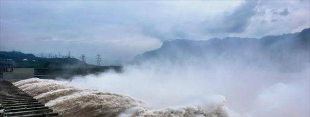 当年修建三峡大坝，9位专家拒绝在同意书上签字，如今是否后悔？