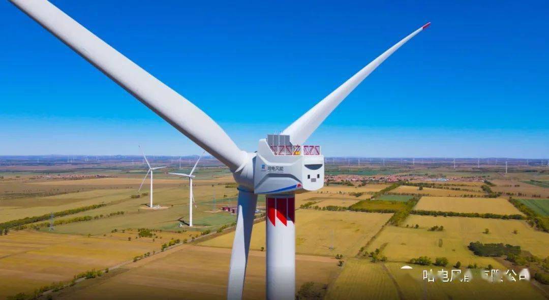 国内最大单机容量陆上风力发电机组一次并网成功