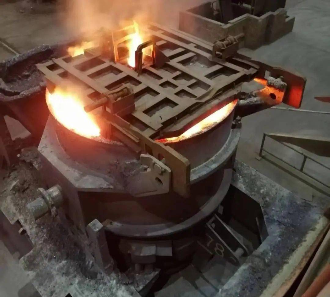 深入落实"三降两增" | 炼钢厂算好加减法,向"温度"要效益_钢包_工序