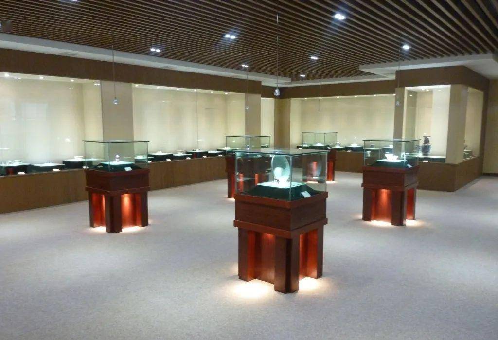 常州横山博物馆于2012年3月经江苏省文物局批准设立,建筑面积近6000