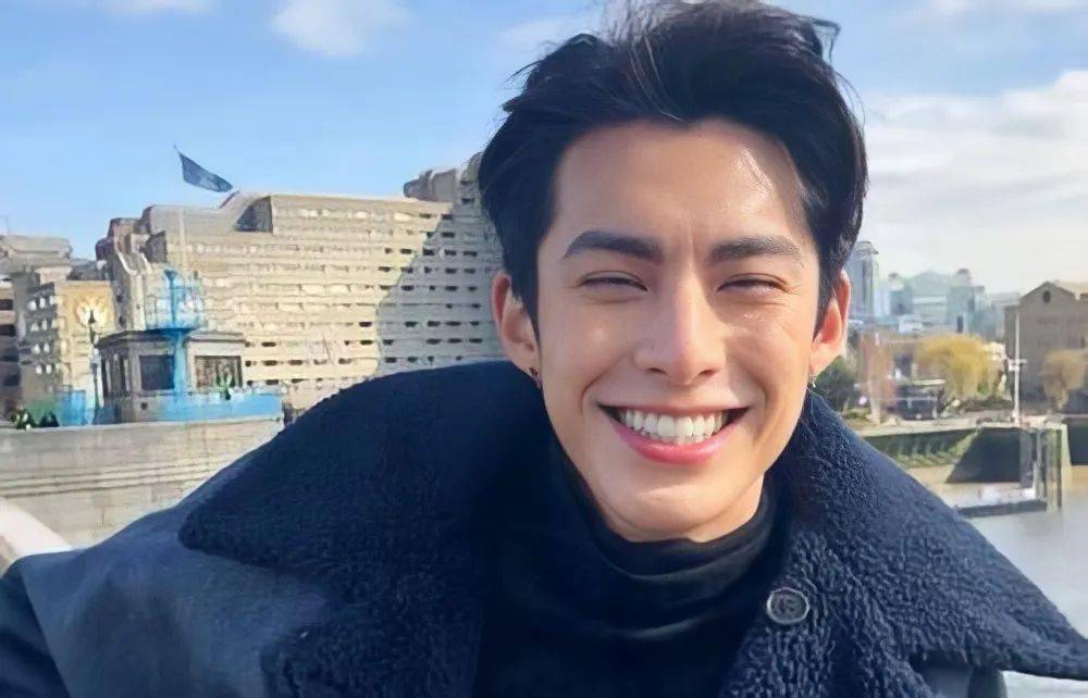 王鹤棣曝光的18岁旧照,治好了我的「颜值焦虑」_医生_牙齿_因为