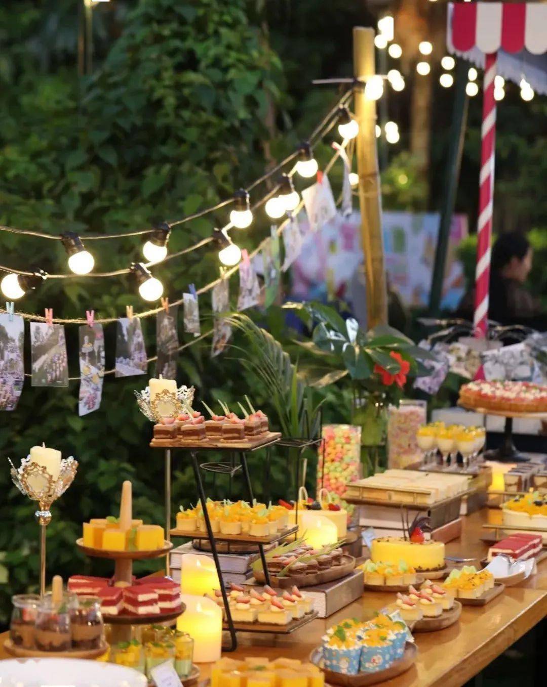 打卡国潮庙会,草坪音乐节,2大1小自助晚餐,承包一家大小的快乐假期_成