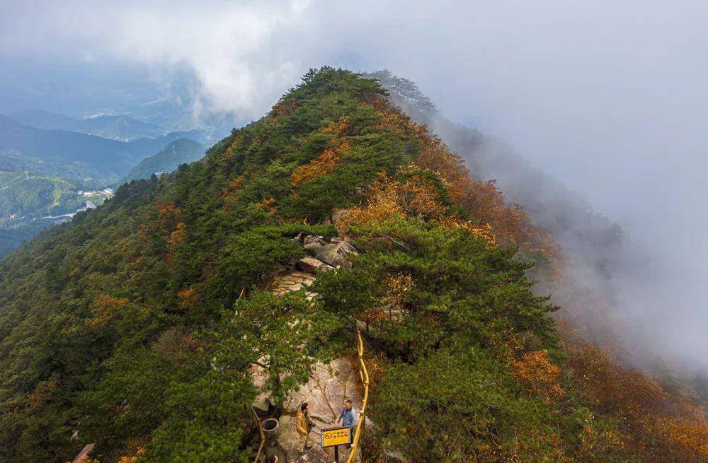 薄刀峰景区图片